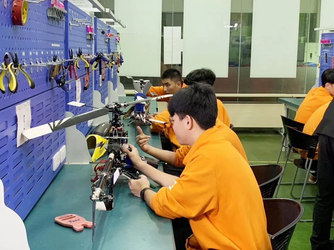 珠海市创沃中等职业学校(原珠海一职实验学校) 珠海市创沃中等职业学校(原珠海一职实验学校)