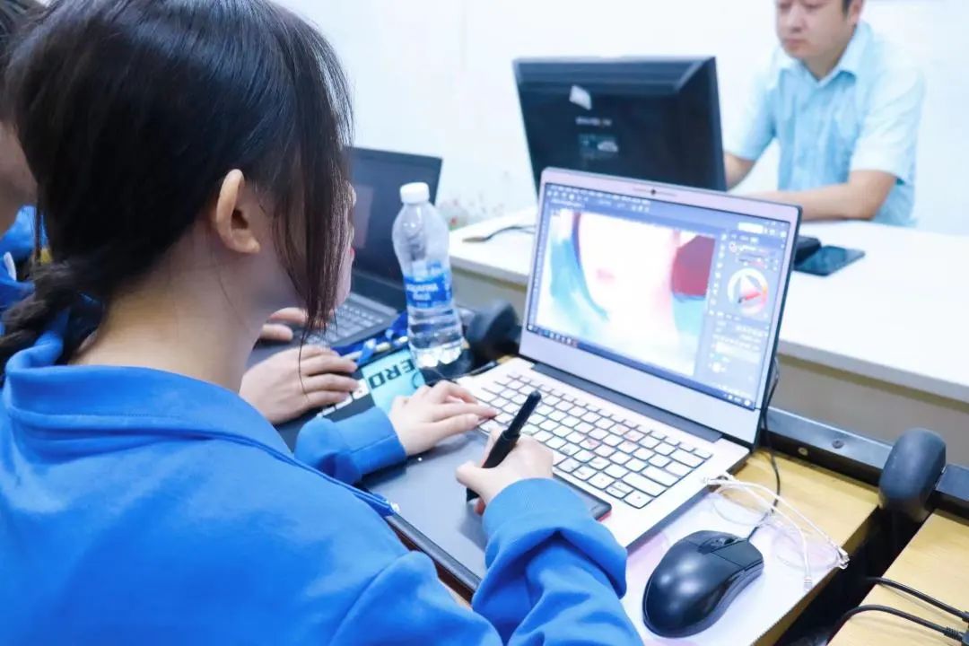 珠海市创沃中等职业学校(原珠海一职实验学校) 珠海市创沃中等职业学校(原珠海一职实验学校)