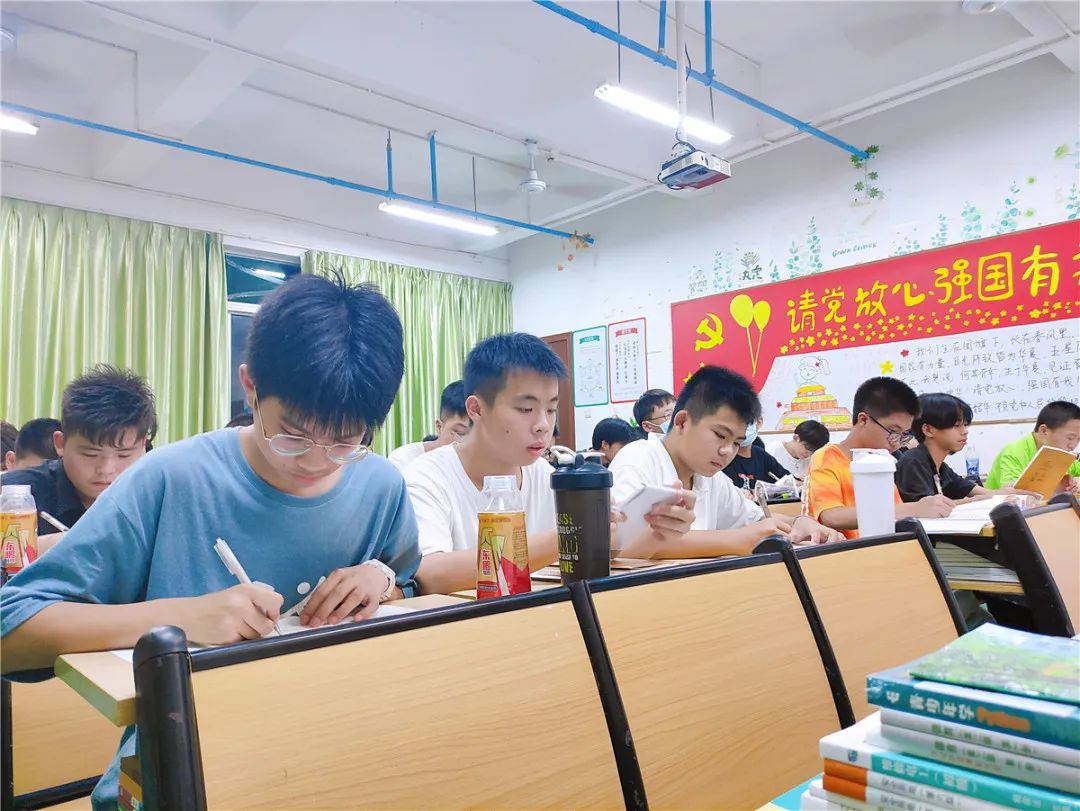 珠海市创沃中等职业学校（原珠海一职实验学校）